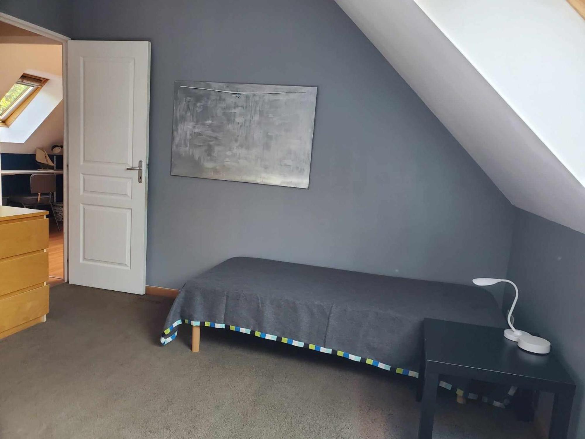 L Etablissement Gold Beach Propose 1 Hebergement , Maison 80M2 Avec Terrain 500M2, Parking Prive A 4 Min Du Port Artificiel D Arromanches, Services Accueil Personnalise, Lits Faits, Serviettes, Menage, Netflix, Wifi Ryes Kültér fotó